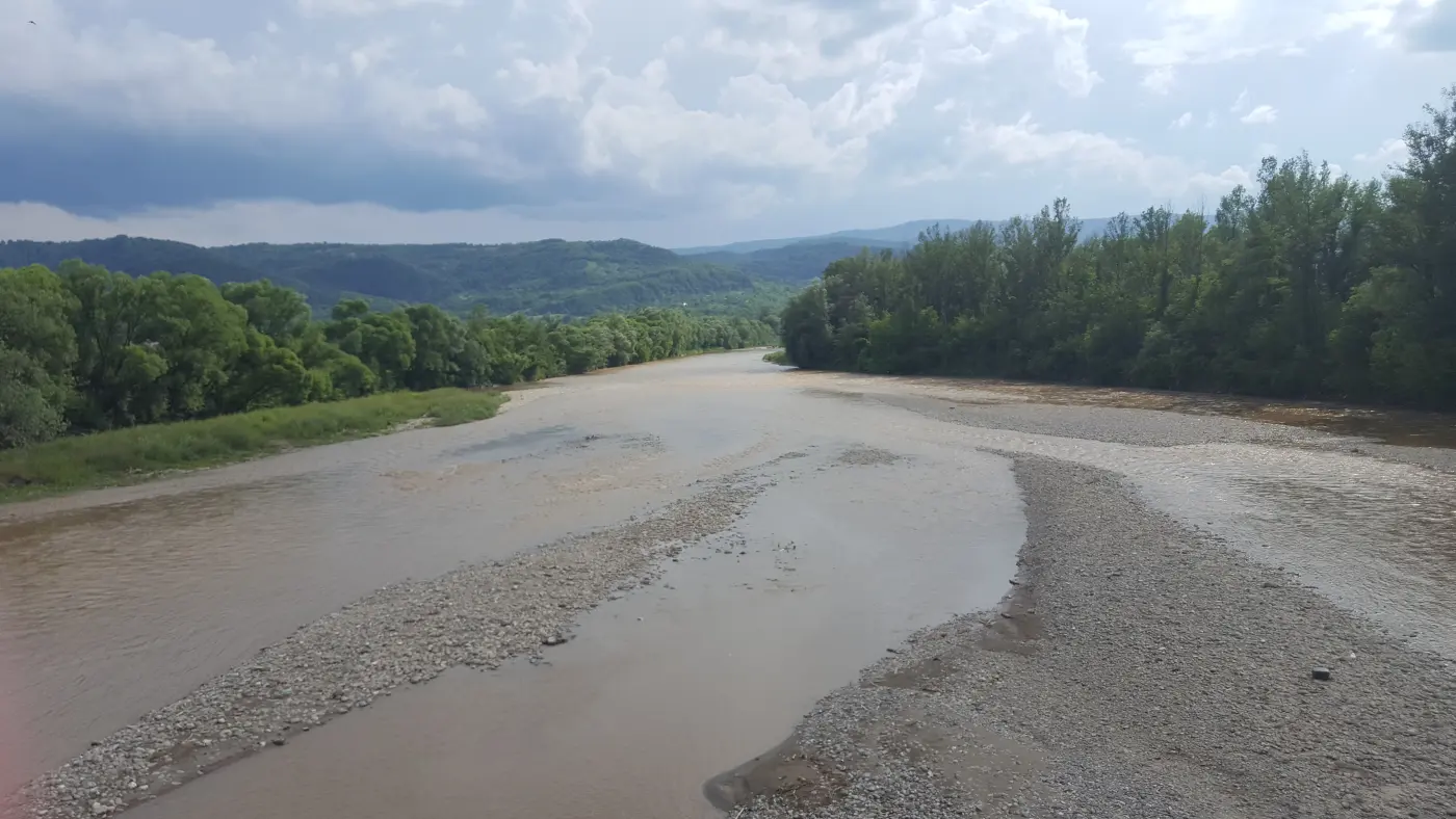 Râul Tisa, la Solotvyno